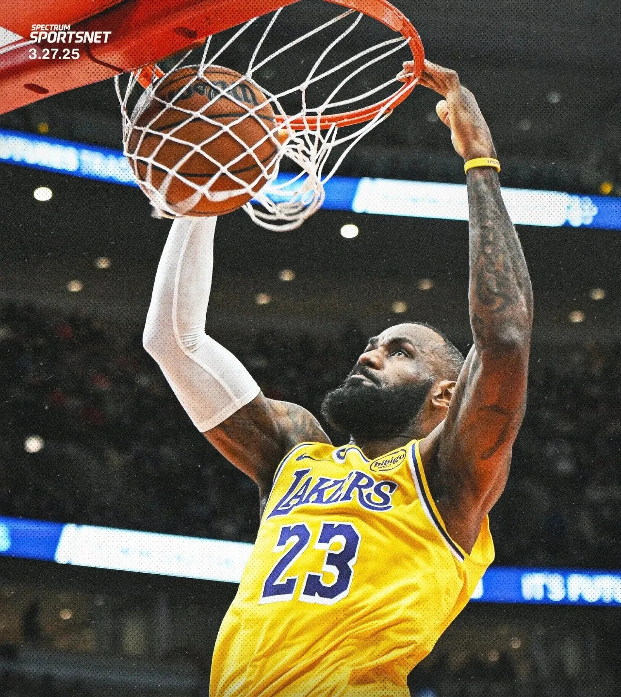 包含魔术力克雄鹿，詹姆斯高光表现的词条