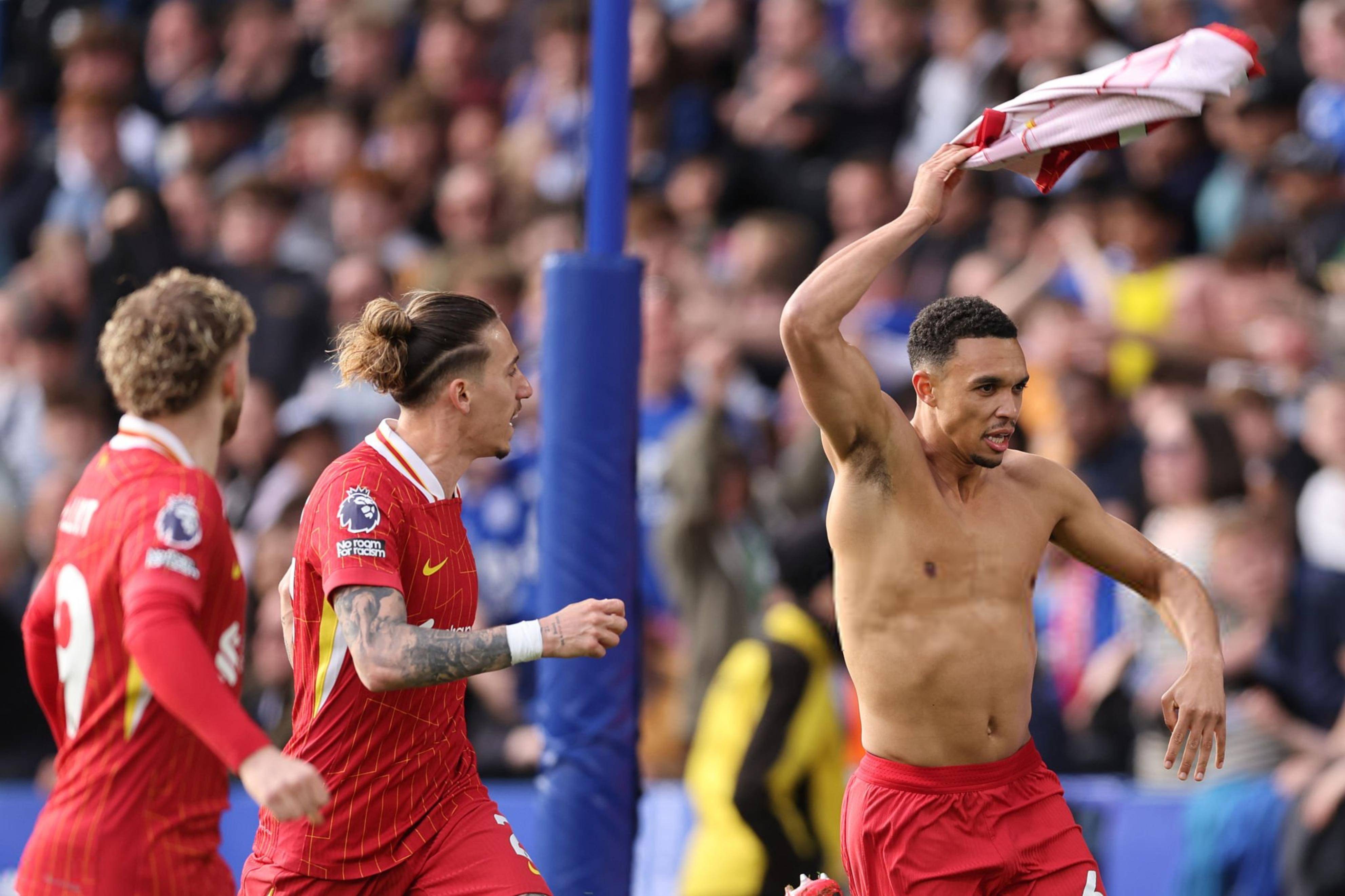 希腊绝杀波兰，萨拉赫刷新纪录的简单介绍